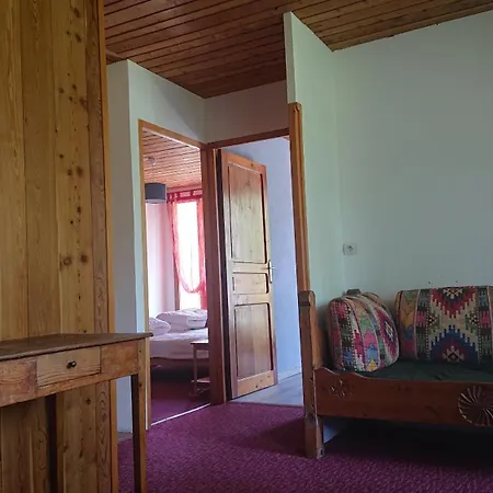 Les 1000 Cols, Anciennement Val D Azur Bed & Breakfast